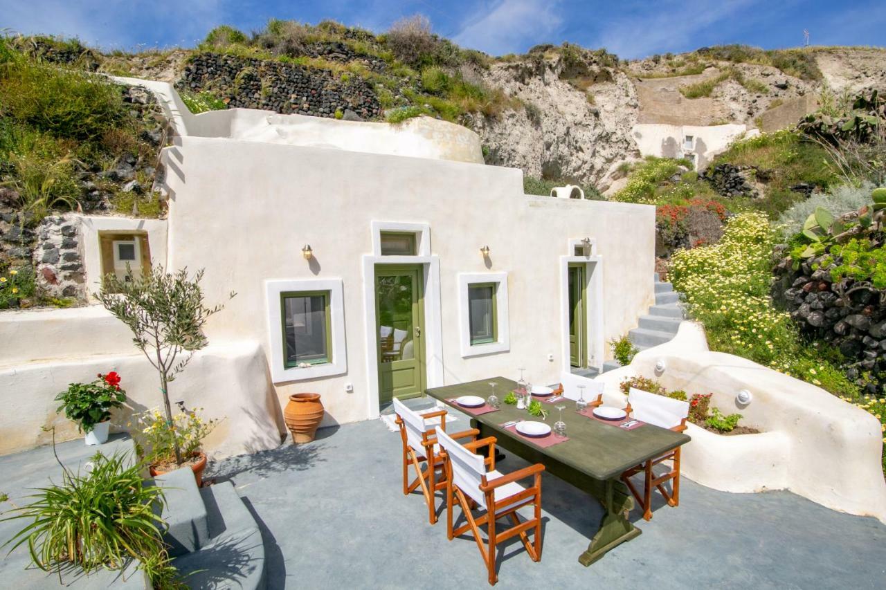 Agrilia Secluded Cave House Villa Therasia Eksteriør bilde