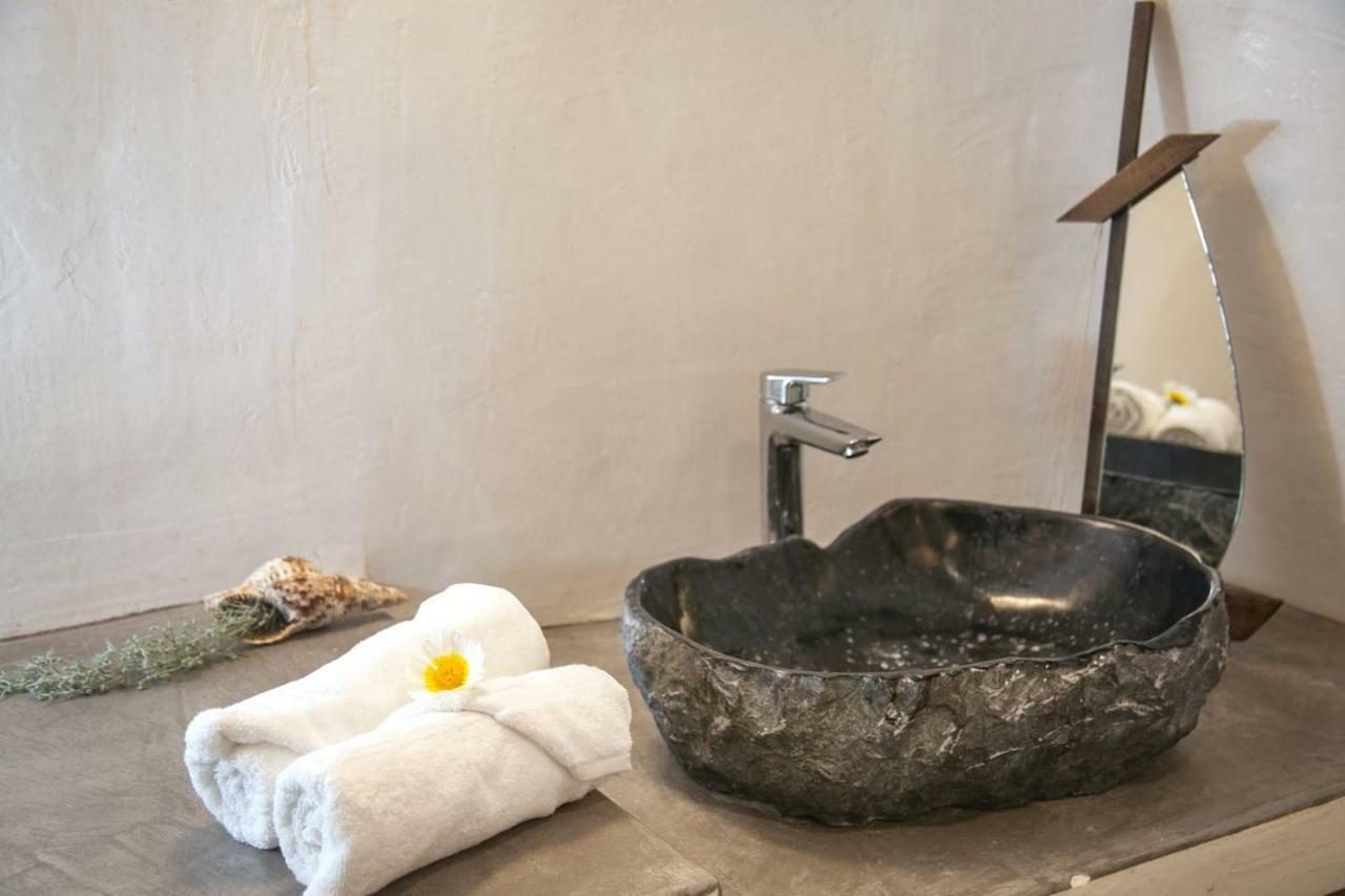 Agrilia Secluded Cave House Villa Therasia Eksteriør bilde