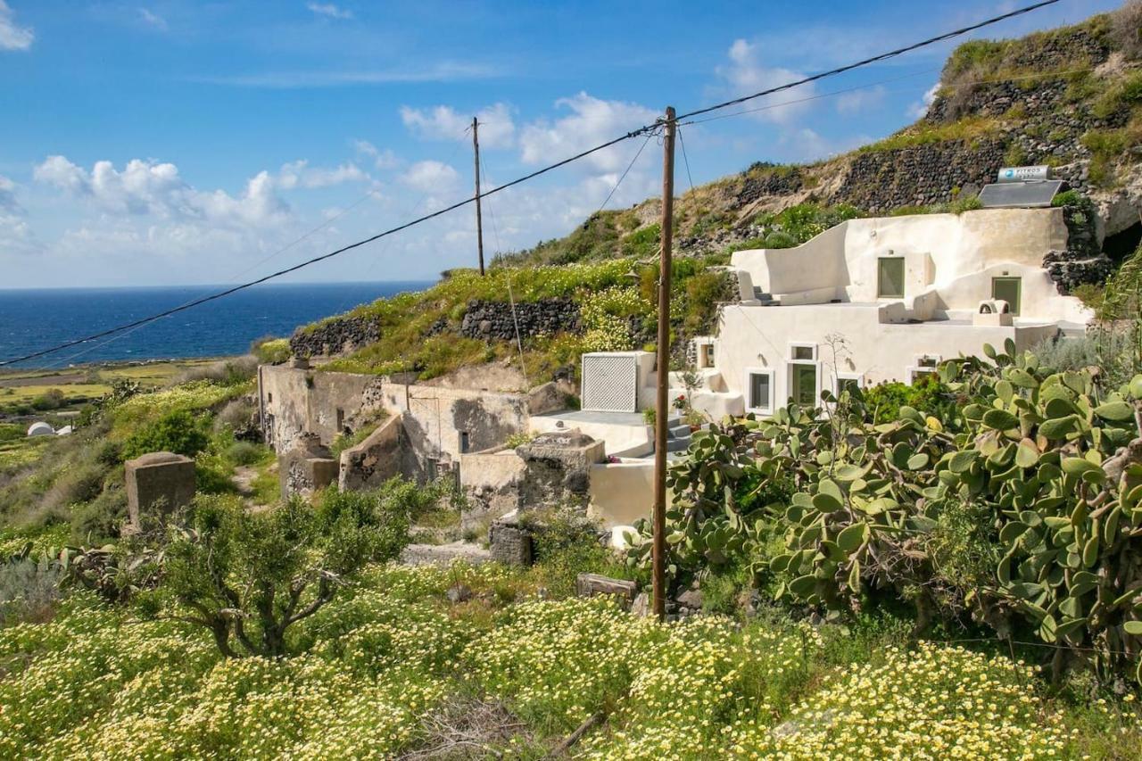 Agrilia Secluded Cave House Villa Therasia Eksteriør bilde